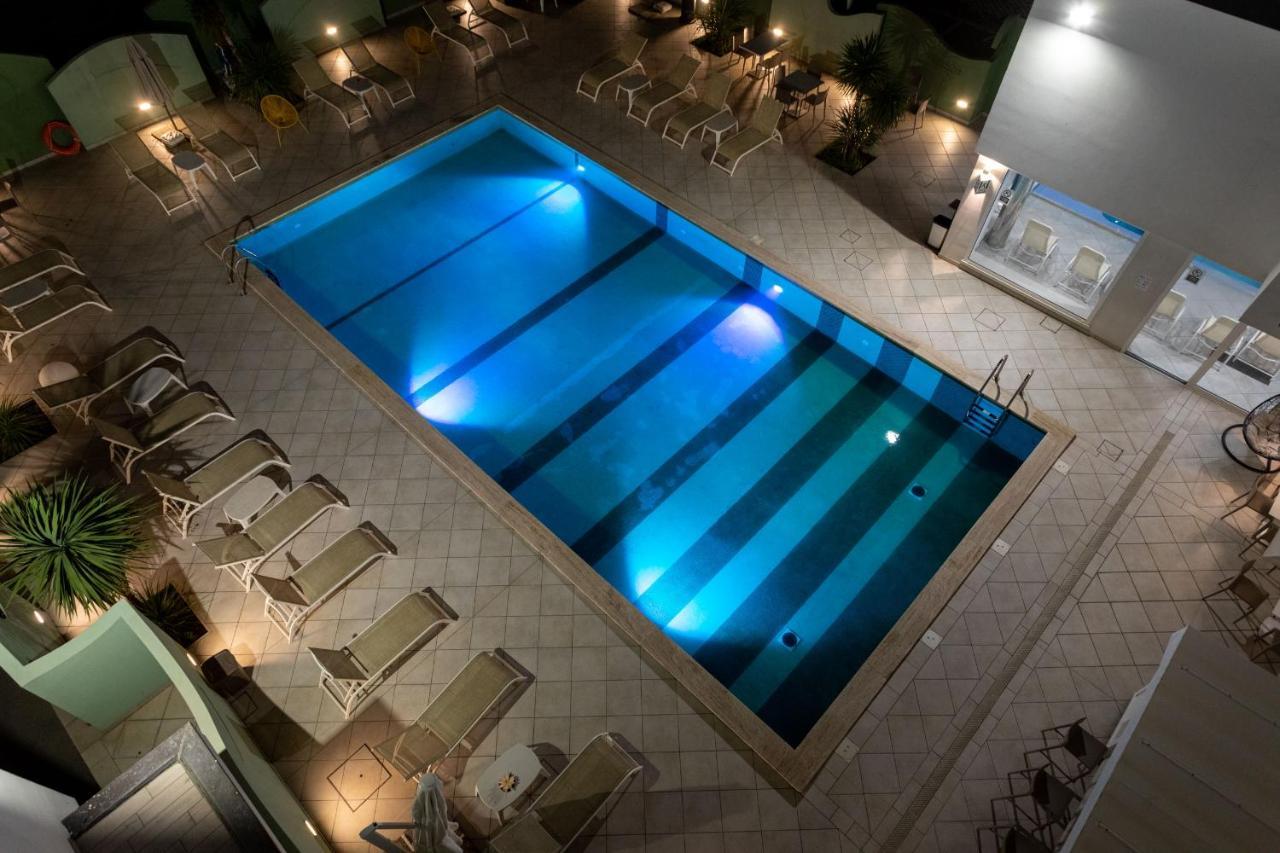 Nero D'Avorio Aparthotel & Spa Rimini Exterior foto